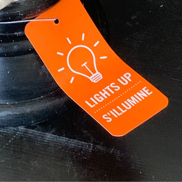 Bride of Frankenstein Bust Light Up Halloween Decor - Picture 6 of 16